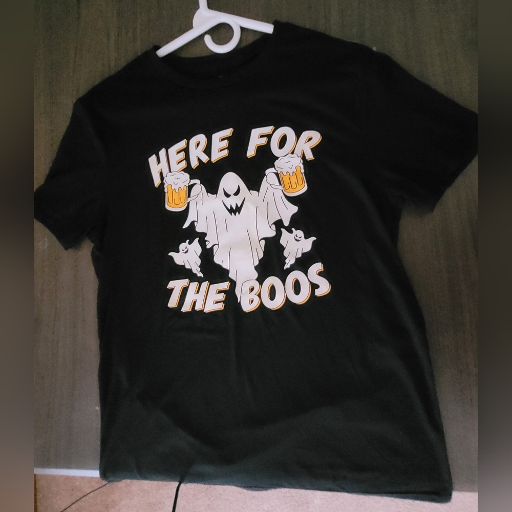 Men Halloween Main&Local branded t-shirt Medium,pre-loved